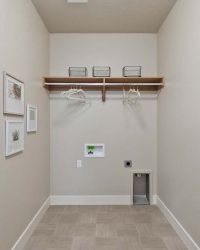 28-Laundry-Room