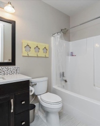 33-Bathroom